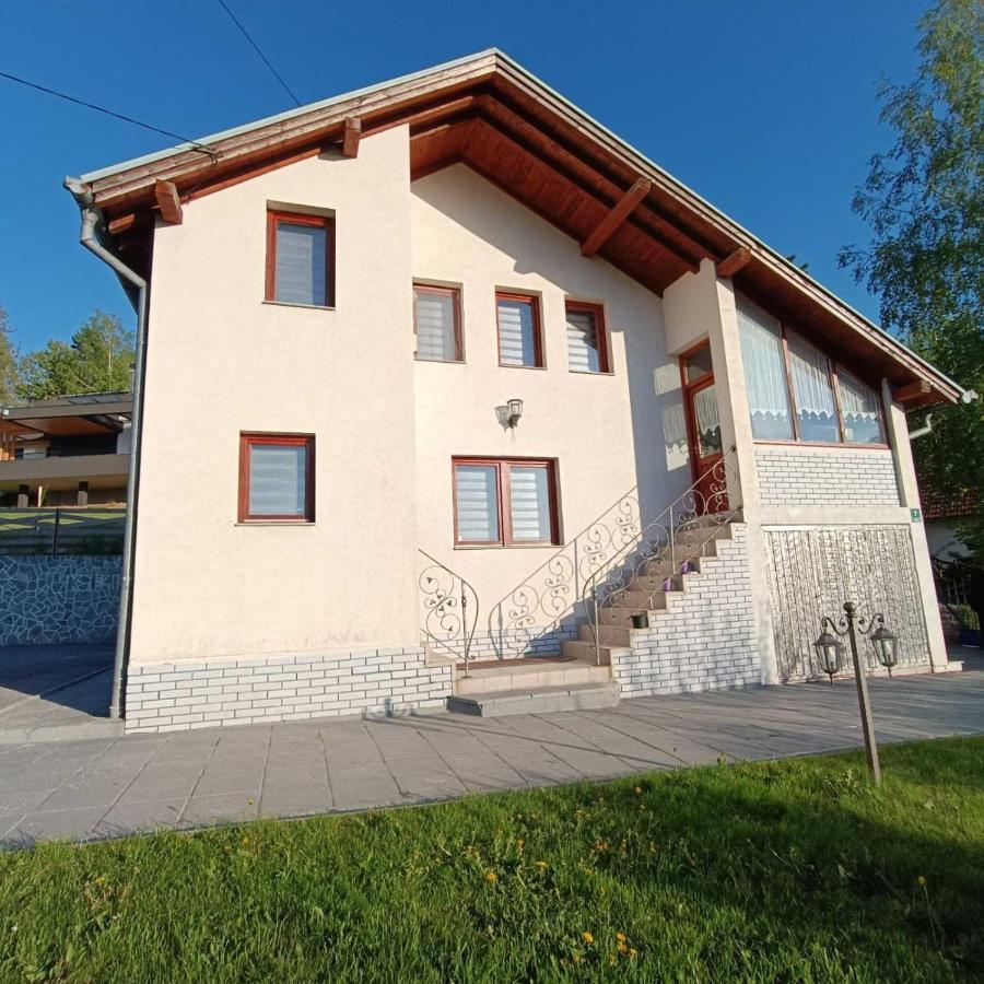 Holiday Home Green Sarajevo Bagian luar foto